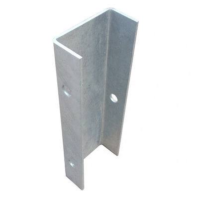 Alta resistenza W Beam Hot Dip Galvanized Steel Highway Guardrail Spacer per la sicurezza stradale