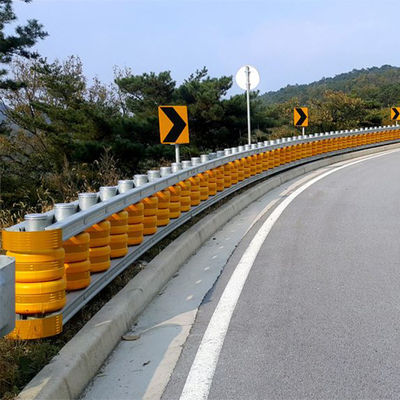 Q235 Q345 Materiale EVA Sicurezza stradale Barriera di rotazione anti-urto per la protezione del traffico