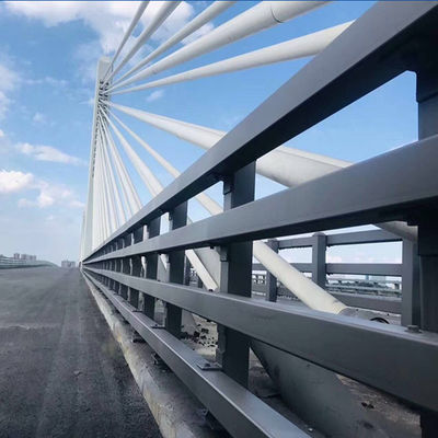 Cornice per autostrade a colori personalizzati Cornice per ponte con acciaio galvanizzato a caldo