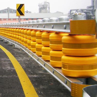 Barriere galvanizzate per la sicurezza stradale
