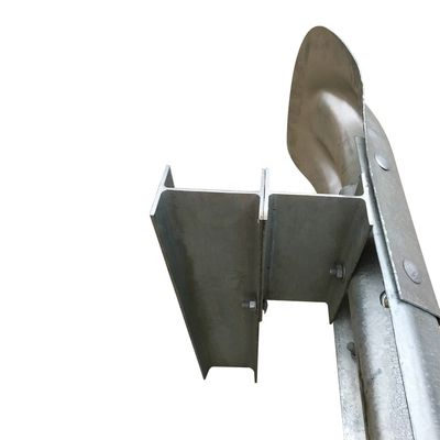 Sistema anti-corrosione galvanizzato a caldo per la protezione stradale