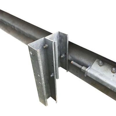 ISO9001 2008 Certificato Hot-Dip Galvanized Corrugated Beam Guardrail per autostrade sicure