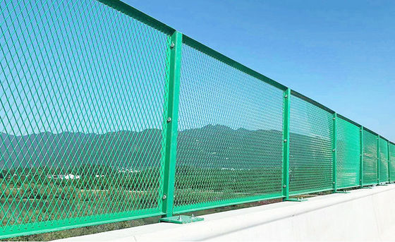 Recinzione a maglia metallica galvanizzata in polvere rivestita anti-abbagliamento per autostrade in acciaio inossidabile