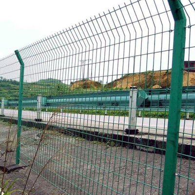 Recinzione metallica galvanizzata a barriera retta Recinzione a maglia metallica antiabbagliamento per autostrada