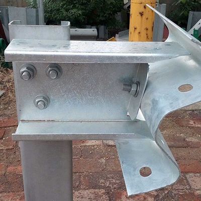 Barriera anti-incidente per corrimenti stradali blocco galvanizzato a caldo con rivestimento anticorrosione