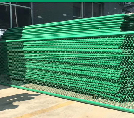 Sicurezza stradale Recinzione di filo spinato galvanizzato rivestito in polvere antiabbagliamento per autostrade
