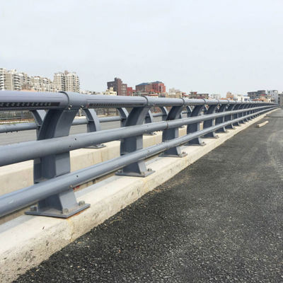 Barriera di protezione contro gli urti standard AASHTO M-180 per la protezione del ponte