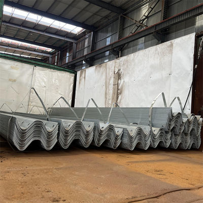 Barricata stradale galvanizzata a caldo con prestazioni personalizzate Q235 Q345