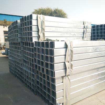 Q235 Q345 Aashto M180 Autostrada caldo galvanizzato a ondulazione guardrail spazzatore