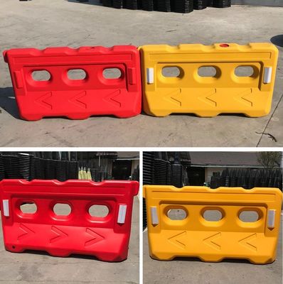 Sito di costruzione Barriera stradale in plastica Barriera riempita d'acqua su misura