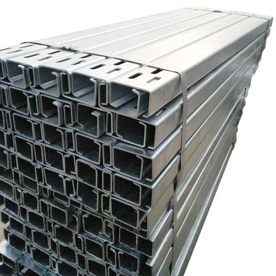 Galvanizzato a caldo W Beam Highway Guardrail C Post o U Post con alta durata
