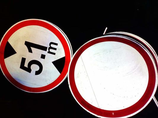 Segretezza stradale personalizzata Segnali di traffico stradali Tavole riflettenti