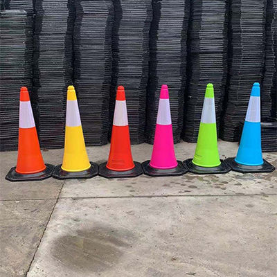 Coni stradali in PE in plastica Coni stradali in arancione ad alta visibilità