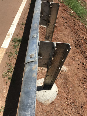 Tecnologia Righe di protezione per la sicurezza stradale a caldo galvanizzato a freddo laminato a trazione W