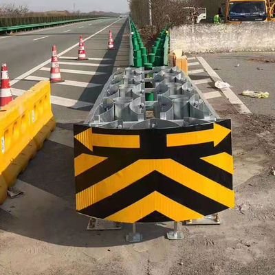 Standard AASHTO M-180 Barriera in acciaio anti-colisione cuscino di collisione Sicurezza del traffico