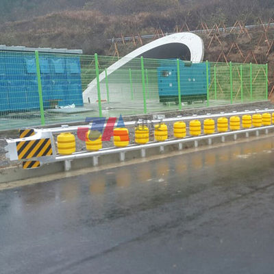 Barriera di sicurezza stradale rivestita in polvere galvanizzata con telaio e rulli in acciaio inossidabile