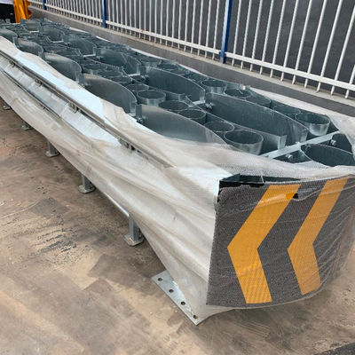 Barriere di sicurezza stradale Barriere di sicurezza galvanizzate e in polvere per autostrade