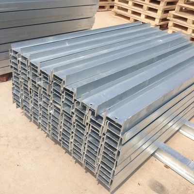 ISO9001 2000 Certificato Hot Dip Galvanized H-type Highway Guardrail Post per il traffico stradale sicuro