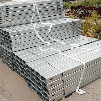 Sicurezza stradale Alta velocità Pistola a forma di U galvanizzata a caldo per la sicurezza stradale Q235 Q345