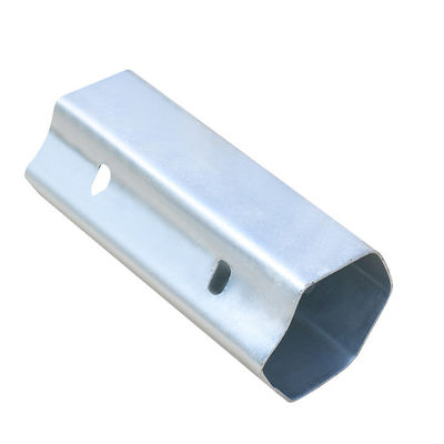 Q235 Q345 Dispositivo di spaziatura galvanizzato a caldo per corrimano stradale con rivestimento a spruzzo di plastica