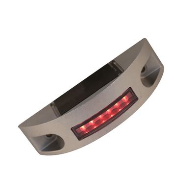 Lumi luminose solari a LED bianche visibili per la sicurezza stradale