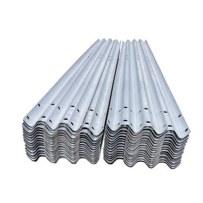 Righe di protezione per autostrade a traccia W galvanizzata con certificati CE/BV/ISO e standard AASHTO M-180