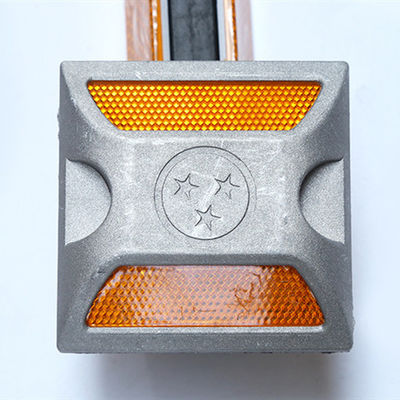 Giallo quadrato luce solare di terra stradale Stud realizzato in plastica in lega di alluminio fuso