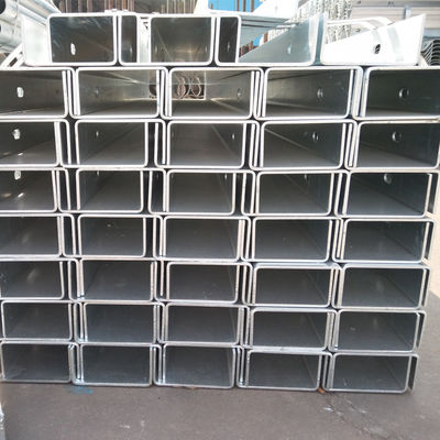 Q235 Q345 Sicurezza stradale Tracciato ondulato Barriera di protezione per la sicurezza stradale