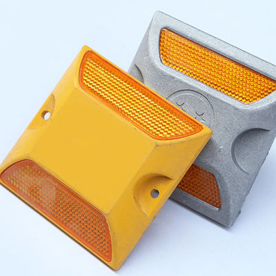 Marcatore LED quadrato riflettente in verde per la sicurezza stradale in vendita