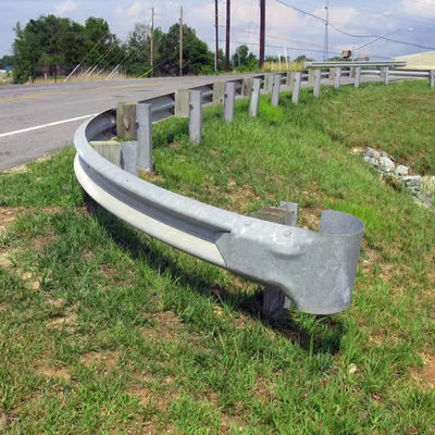Corrimano per autostrade con grande resistenza alla corrosione e personalizzazione di barriere rette