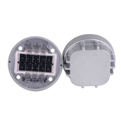 Segnale di avvertimento marchio di strada rosso LED Solar Cat Eye Road Stud per una maggiore sicurezza