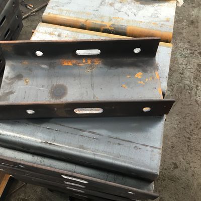 Dispositivo di spaziatura per la sicurezza stradale e per il rivestimento in polvere