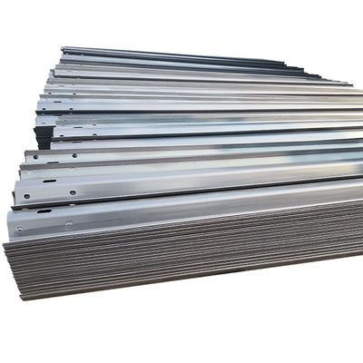 Tecnologia laminata a caldo galvanizzata a freddo Barriere di sicurezza stradale con finitura rivestita in polvere