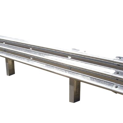 Sicurezza stradale Righe di protezione stradale in acciaio galvanizzato rivestito di zinco per lo standard AASHTO M-180