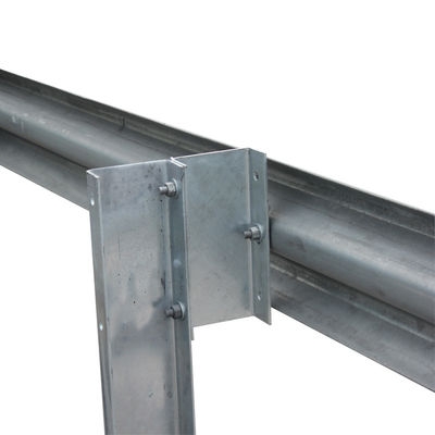 Barriera stradale per veicoli galvanizzata in polvere con rivestimento a tre travi W