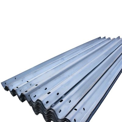 Galvanizzato Q235 Q345 W Righe ondulate di metallo per autostrade