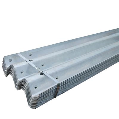 Galvanizzato Q235 Q345 W Righe ondulate di metallo per autostrade