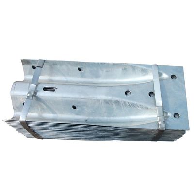 Sicurezza stradale Personalizzata Galvanizzata W Beam Highway Guardrail End per Terminal stradale