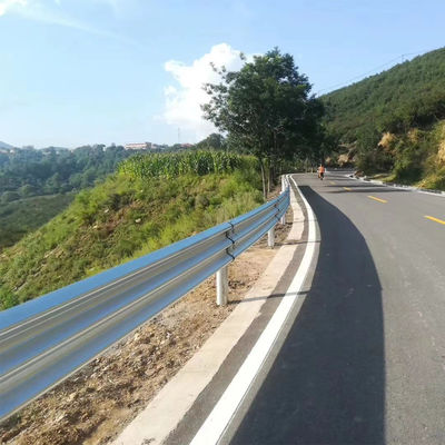 Q235 Q345 Galvanizzato ad acqua calda di acciaio Autostrada di protezione della sicurezza stradale di protezione della sicurezza stradale in Missouri