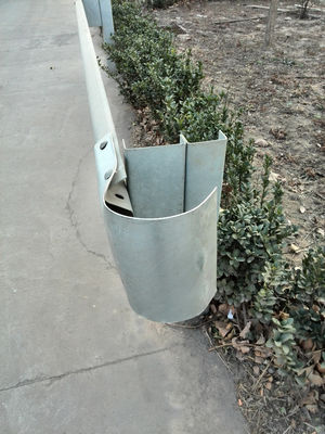 ISO9001 2000 Certificato Q235 Q345 ASTM Standard Highway Guardrail Terminal End Traffic Barrier