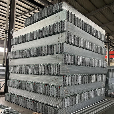 AASHTO M-180 W Beam Galvanized Steel Guardrail personalizzato per la barriera del traffico autostradale