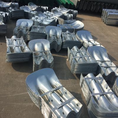 Polvere galvanizzata rivestita di corrimano di sicurezza per autostrade Fine ali per la costruzione dimensioni personalizzate
