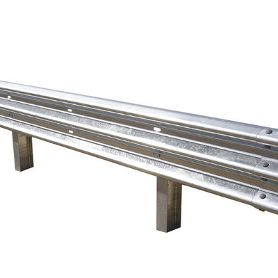 Q235 Q345 Cornici di protezione per autostrade galvanizzate a caldo, corrugate, a trazione W, fabbricate da Certified