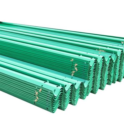 Sicurezza stradale W Beam Steel Highway Guardrail Barrier con tecnologia a forma d'onda