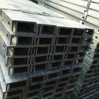 Colonne di recinzione galvanizzate e rivestite in polvere a canale U con dimensioni personalizzate