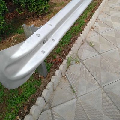 Righe di protezione in acciaio galvanizzato immerso a caldo fine coda di pesce con certificato ISO9001 2008