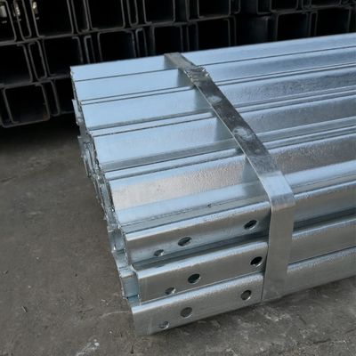 Anti-corrosione rivestito a caldo galvanizzato di acciaio corrimano Sigma Post AASHTO M-180 Standard