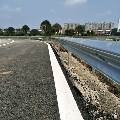 Guardia stradale AASHTO M-180 Recinzione a pannelli curvi standard 3D saldata per strada di traffico