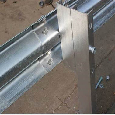Post di protezione del canale U con rivestimento in polvere galvanizzata personalizzato per la sicurezza del traffico