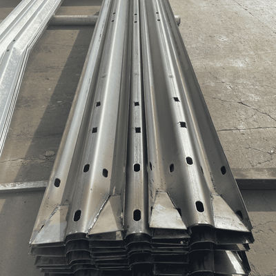Acciaio inossidabile W trave Autostrada ponte testa guardrail sicurezza stradale